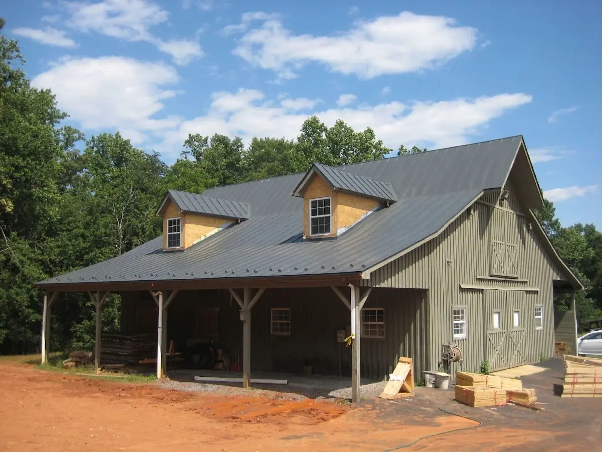 Expert Metal Roof Repair workmanship in Felicita